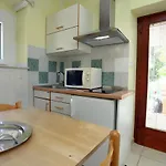 Appartamento Dino Apartma In Soba - Dino Studio&room Portorose