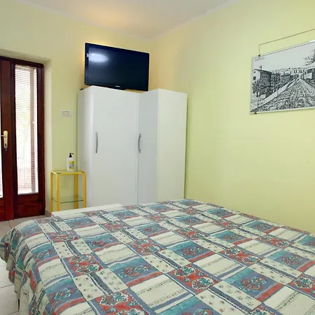 Dino Apartma In Soba - Dino And * Portorož