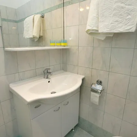 Lejlighed Dino Apartma In Soba - Dino And *