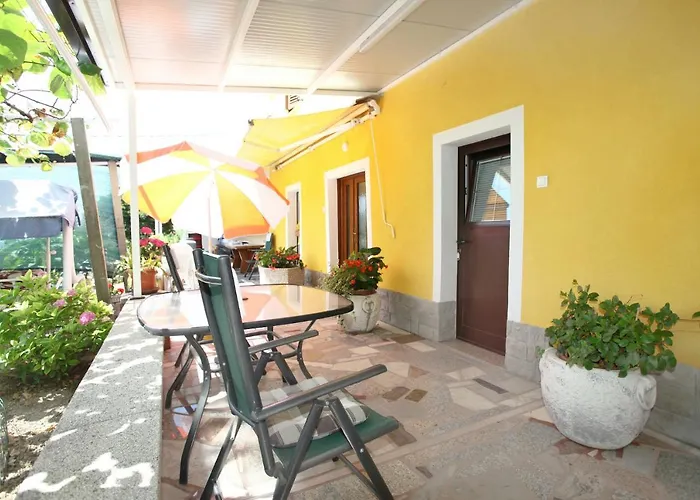 Appartamento Dino Apartma In Soba - Dino Studio&room Portorose