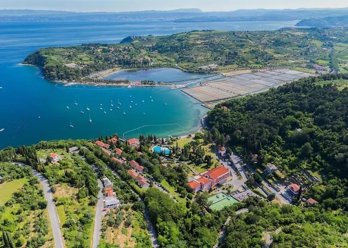 Dino Apartma In Soba - Dino And Appartement Portorož