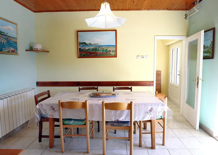 Dino Apartma In Soba - Dino And